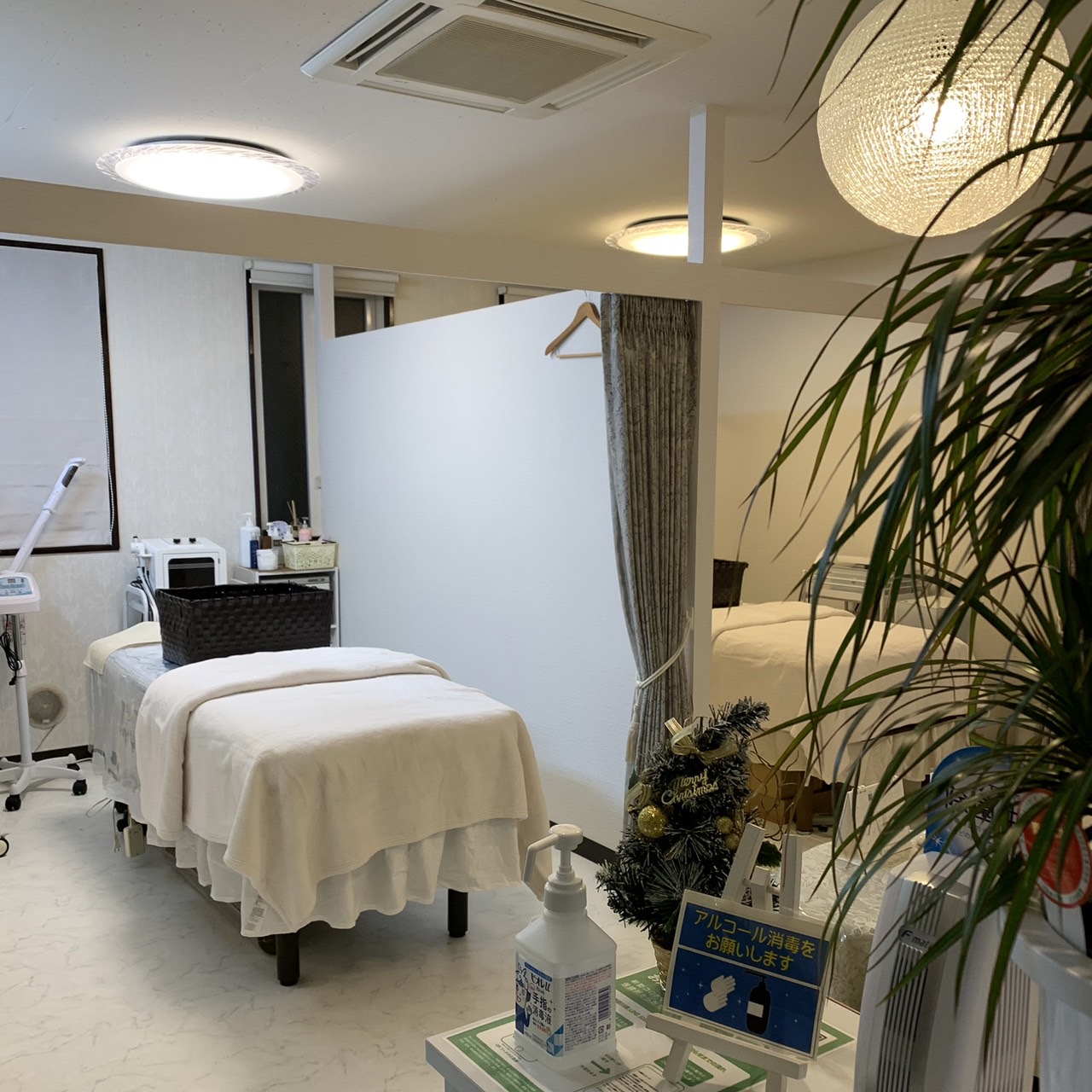 サロン内部11